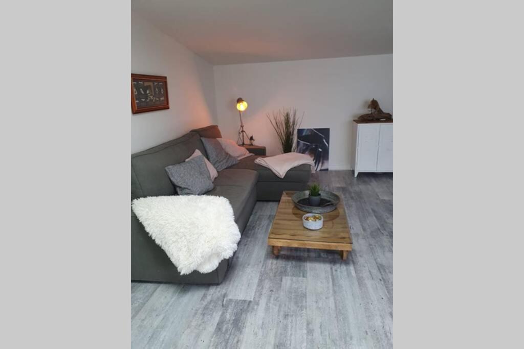Grosse Wohnung Mit Terrasse Und Grill Grosssolt Esterno foto