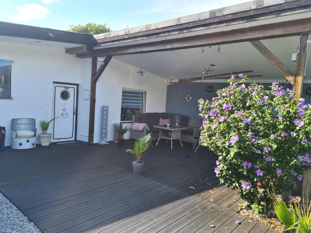 Grosse Wohnung Mit Terrasse Und Grill Grosssolt Esterno foto